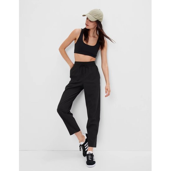 GAP GapFit Runaround Pants Medium Black NWT - Picture 1 of 8